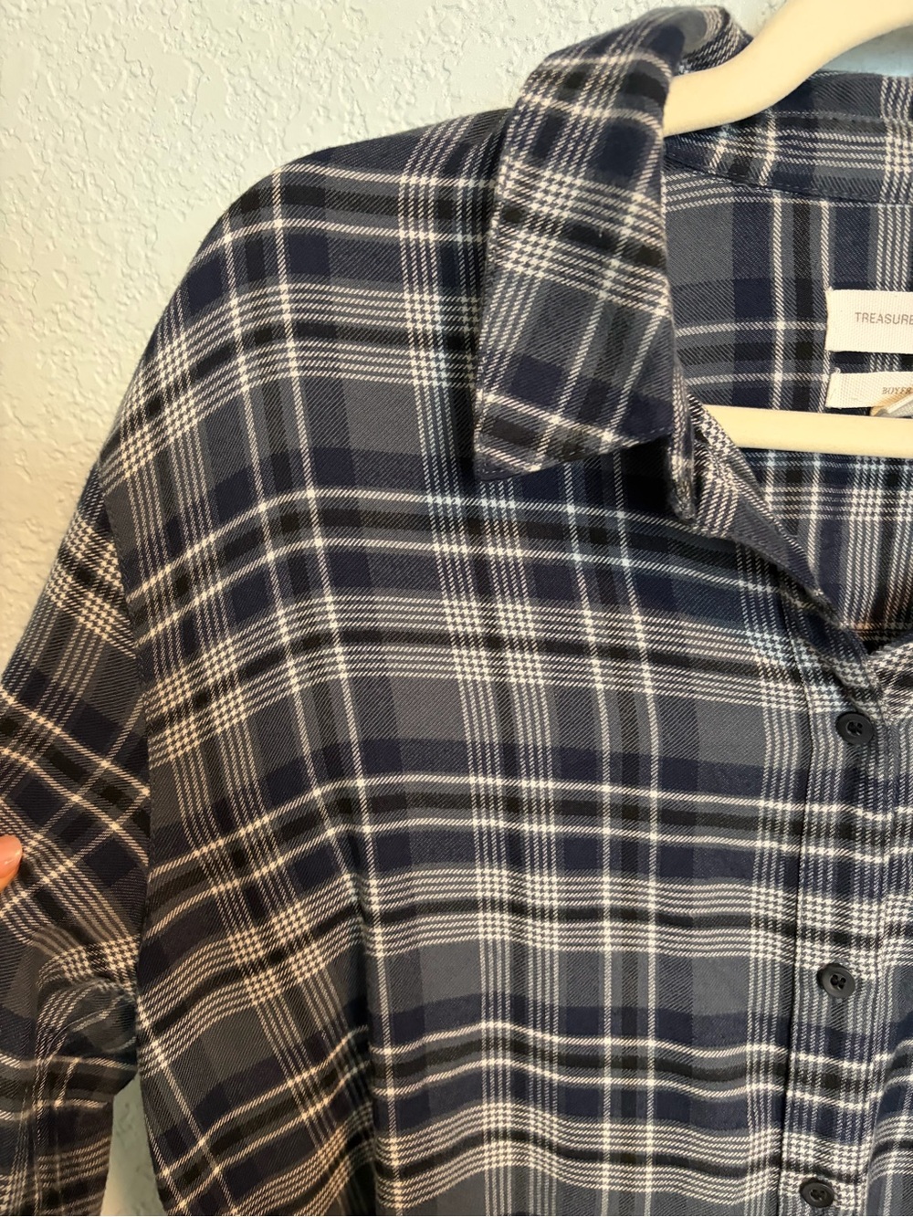 Treasure and Bond Plaid Women Button-Up Shirt - Picture 5 of 6